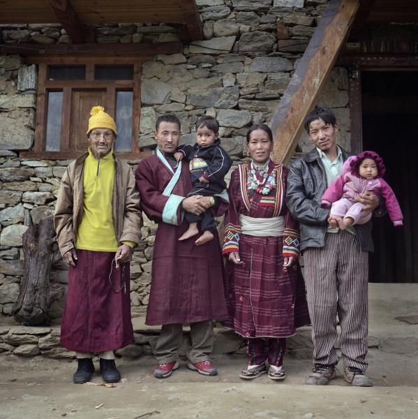 polygamist%20village%20in%20nepal%203.jpg